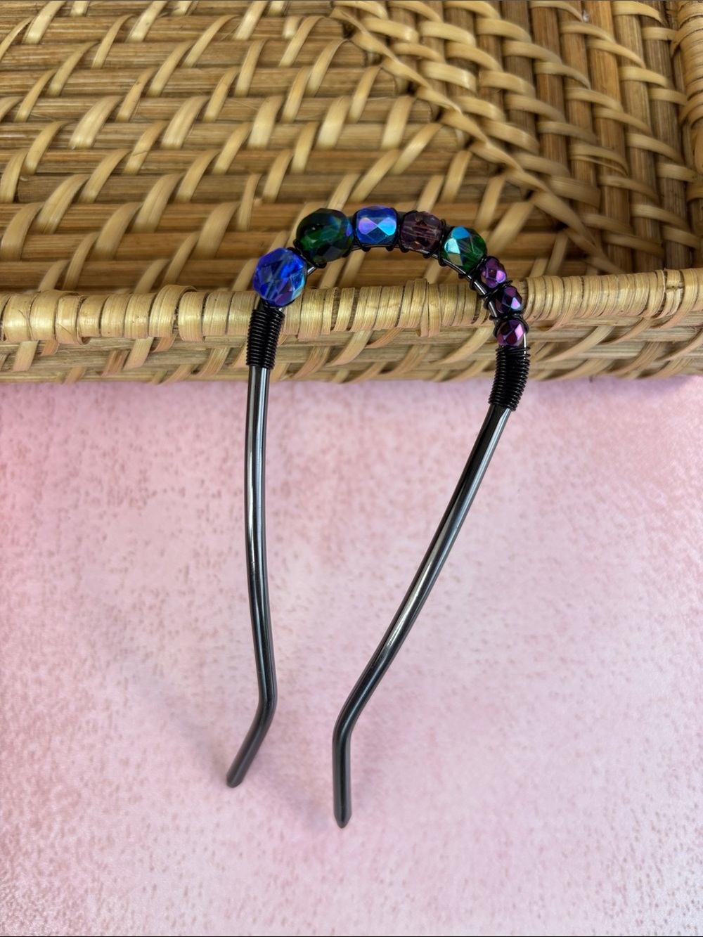 Iridescent Beaded Black Metal Swerve Lila Rose hair accessory